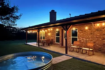 Image de Huruma 3 Br by Fossil Rim, Hiking, Farm & Ranch Stay- Goats, Pigs & Disc Golf!