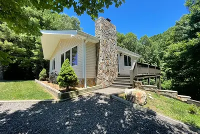 Image de Charming 3-bedroom cottage in peaceful Fancy Gap with WiFi, Ac