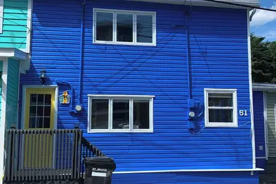 Image de Large 1 Bedroom Apartment in the Heart of Quidi Vidi (Ground Level)