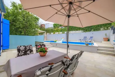 Image de Maison de vacances avec piscine et climatisation