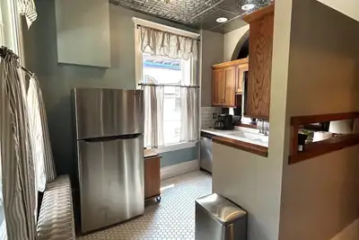 Image de Street Fair is a Charming 3-bedroom apartment in beautiful Bramwell Wv