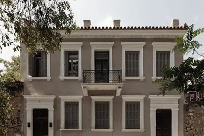 Image de Casa Somos Suenos: A Derelict Neoclassical Townhouse in Athens is Revived