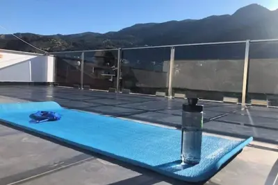 Image de Luxury flat, great view-terrace-pool Lapta Kyrenia
