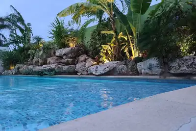 Image de Steps from the beach 3-bedroom plus loft bedroom townhome, WiFi, Ac & roof top.