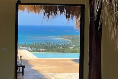 Villa typique des Caraïbes avec vue à 180 degrés sur l’océan
