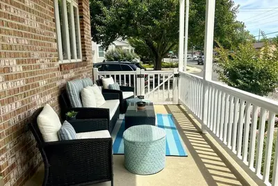 Image de Budget Friendly Condo!