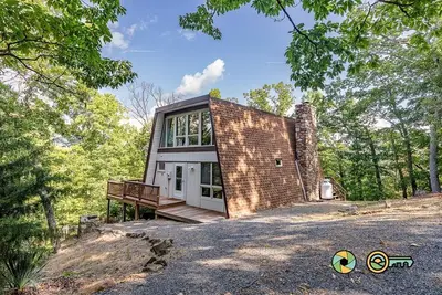 Image de Country Squire Cabin - private 180 degree mountain views!