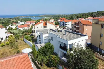 Image de Modern apartment with a sea view