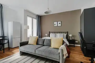Image de Fab Charlottenburg Studio, Fully Furnished w/ Elevator, by Blueground