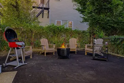 Image de 4br Lux House near Harvard/Mit + Free Parking + Bbq + Fire Pit