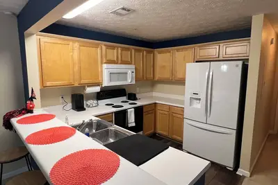 Image de 4 Bedroom, 4 Bathroom - Home on the Plains!