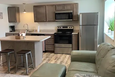 Image de Cozy apartment close to downtown Hannibal with full kitchen, A/C, and Wi-Fi