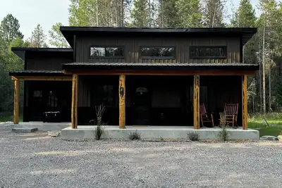 Image de Brand new cabin in the woods!