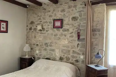 Image de Proche de toutes commodités. Idéalement situé, près d’Avignon, Arles et Nimes.