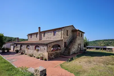 Image de Appartement 'Agriturismo Tenuta Sant'Agnese' avec vue sur la montagne et jardin partagé