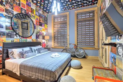 Image de Unique Designer's Loft in the Heart of Old Montreal