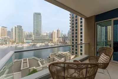 Image de Cosmopolitan Apt w/ Scenic Dubai Marina Vws