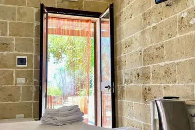 Image de The Rooms of Ray A - Salento Homes - 2px Room