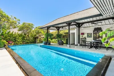 Image de Kejora 12 Beachfront 3 br Luxe Villa