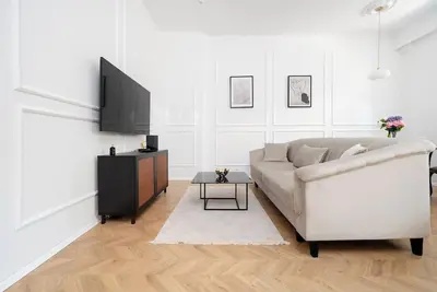 Image de Downtown Apt - Parking, Piotrkowska St. Nearby - by Rentujemy