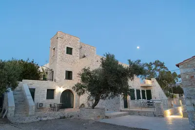 Image de Mani Tsopakas Residences - Nest Studio