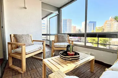 Image de Close to Parque Arauco Mall and Apumanque Mall. Cycle paths and Metro Manquehue