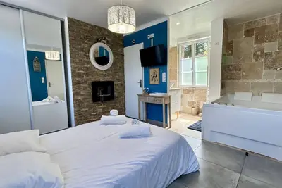 Image de Terre & Merveilles 1, maison de campagne avec 2 jacuzzi pour 4 personnes