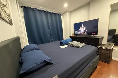 Image de Luxury Entire Home in West New York, Nj