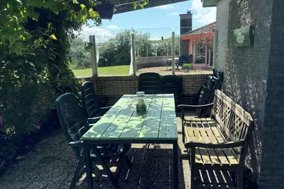 Image de 4 bedroom accommodation in Julianadorp aan Zee