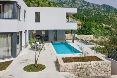 Image de Superbe maison à Dubravka