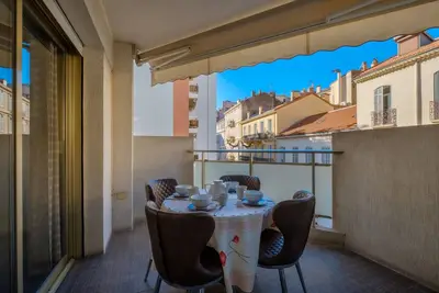 Image de Appartement 'Nostalgique' avec vue sur la mer, Wi-Fi et climatisation