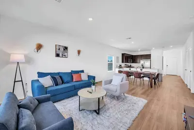 Image de Austin Hideaway | King Bed, Game Room, Coffee Bar