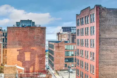 Image de Skyline Penthouse Loft | Walk to Rock Hall, Cavs & Guardians