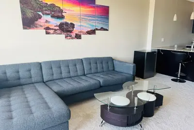 Image de Full Apartment at Train Station