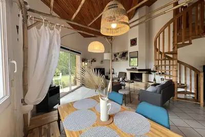 Image de La Joviale, jolie maison avec Piscine & Jardin