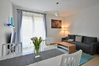 Image de 2 Zimmer Apartment mit GroĂźem Balkon 500m zum Strand, am Waldrand Gelegen