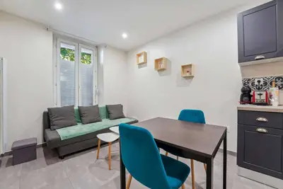 Image de Appartement budget avec parking au centre ville