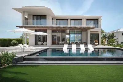 Image de Luxury Villa in Leeward with a View
