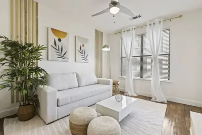 Image de Spacious 1b w Pool Near Toyota Hq, The Star, Legac