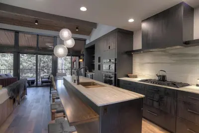 Image de Lenny's Lair (#836) |10 min to Ski - Pond View - Golf - Ac/Pool/HotTub