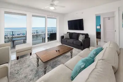 Image de Blu 306 -The Gulf Jewel: Location, Luxury, and Ocean Views All in One Place!
