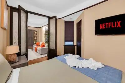 Image de Beautiful Apt Near Times Square with Gym  & Patio!