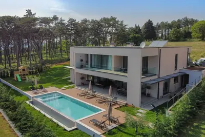 Image de Villa Valpinia for 8 people in Central Istria with indoor jacuzzi and sauna