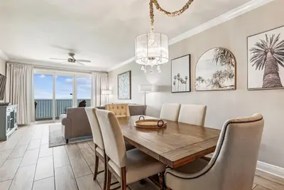 Image de New Listing! Windemere 1302 condo with Bunk Room & Beachfront