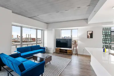 Image de high-end 3br 2ba condo with spectacular View
