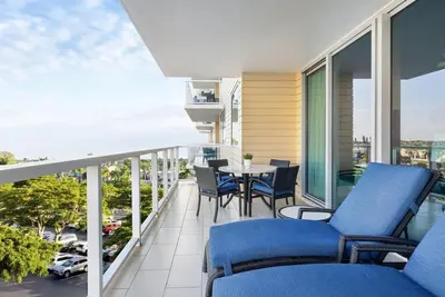 Image de Charming 3-bedroom Gulf-view villa with many amenities in amazing Marco Island
