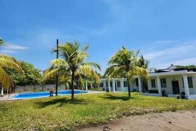 Hostel With Pool And Free Parking Near The Sea