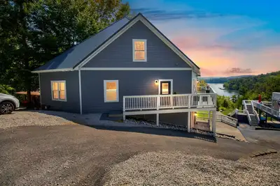 Image de Charming Lakeside Escape w\/ Large Deck & Firepit!