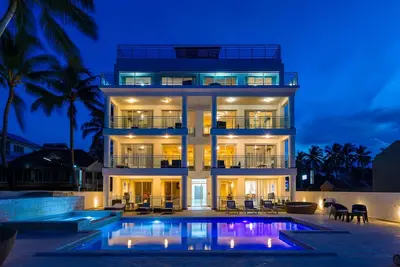 Image de 16 Bedroom Entire Oceanfront Hotel on Kite Beach in Cabarete