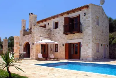 Image de Teacher’s Cottage with Pool & Sea View